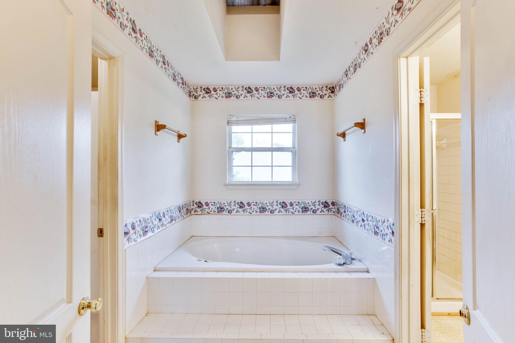 ARAGONA VILLAGE - Residential