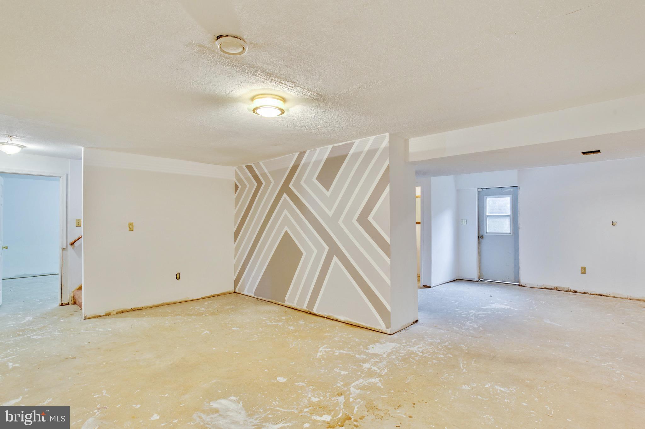 ARAGONA VILLAGE - Residential