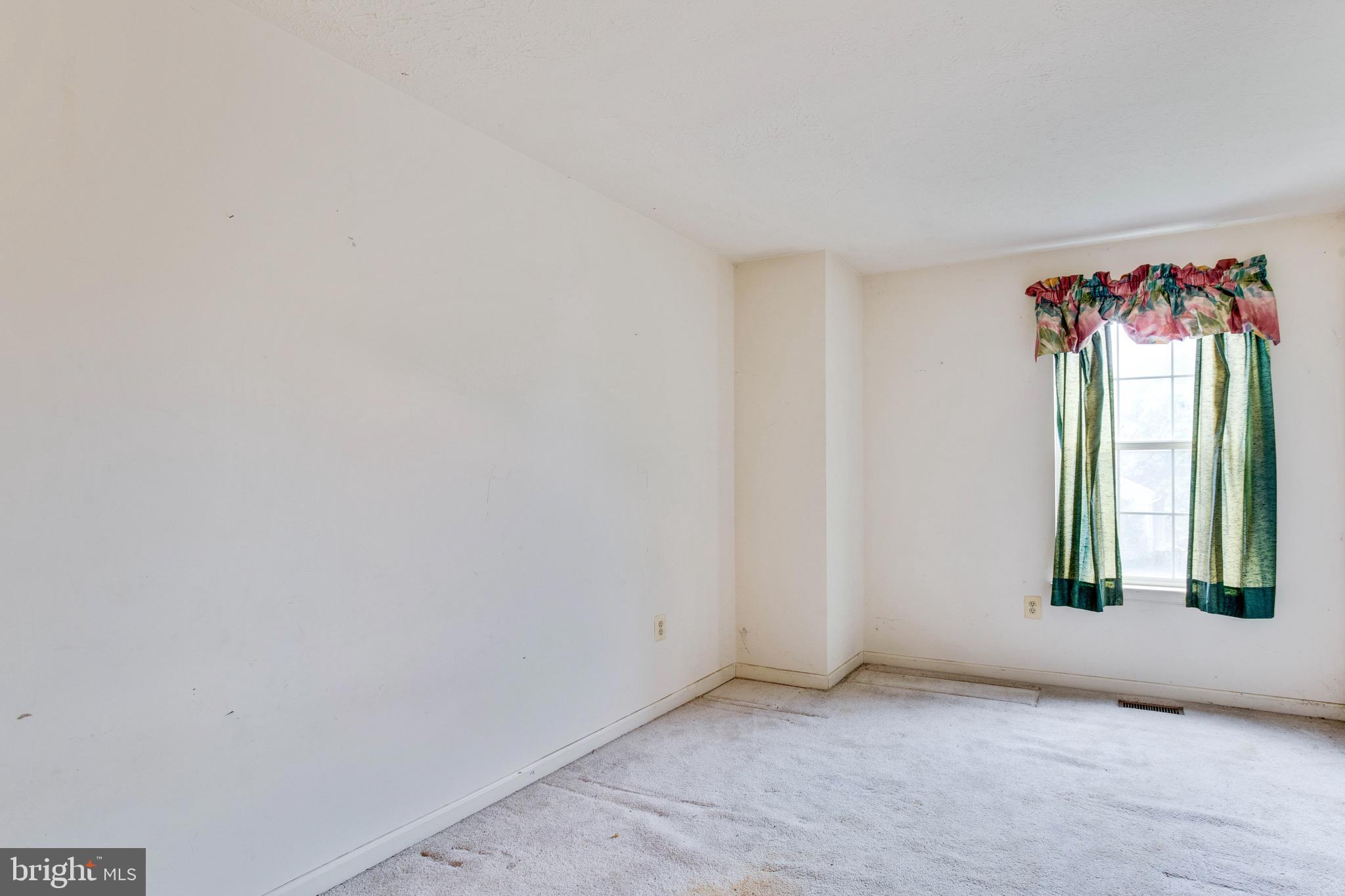 ARAGONA VILLAGE - Residential