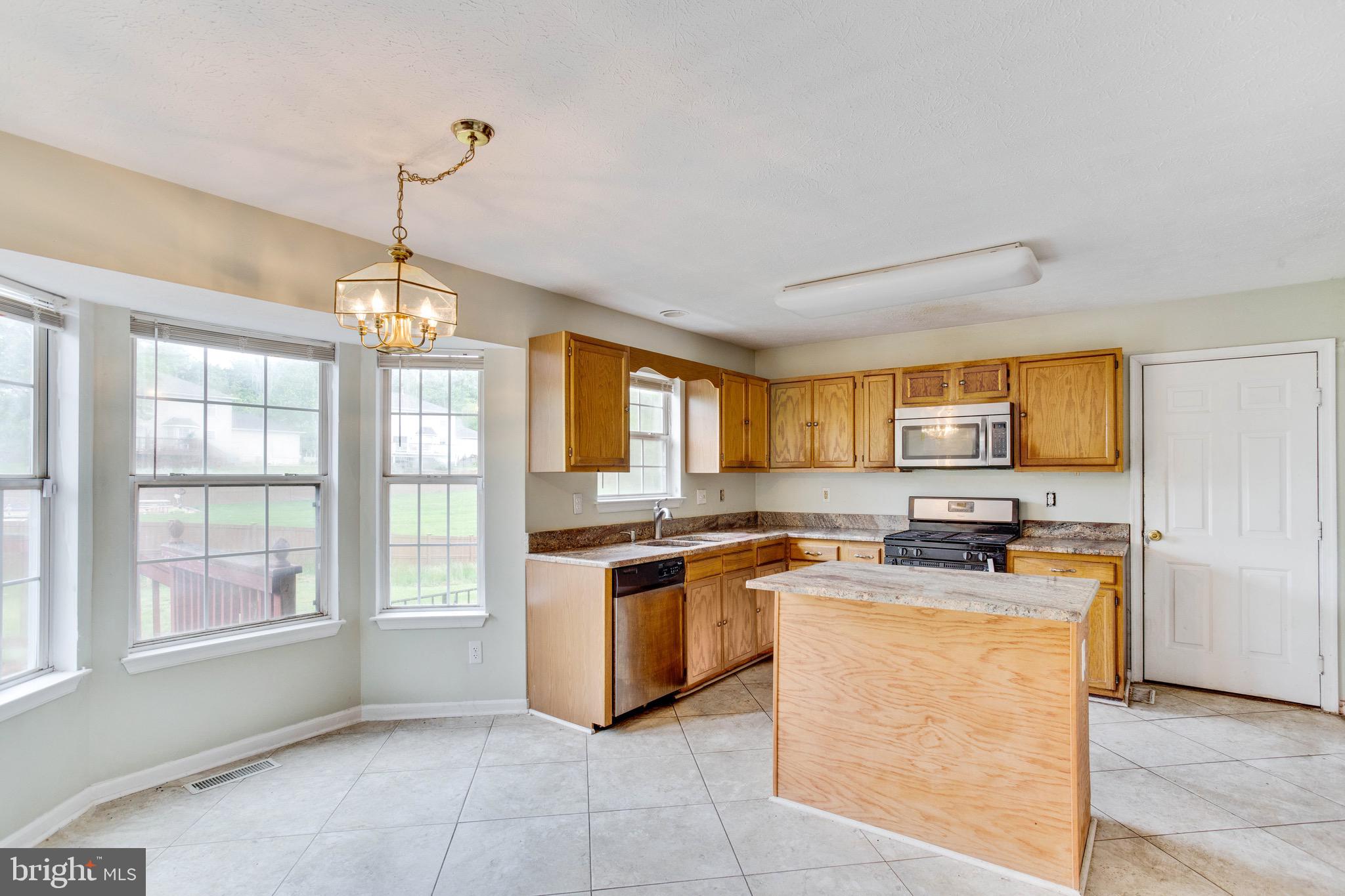 ARAGONA VILLAGE - Residential