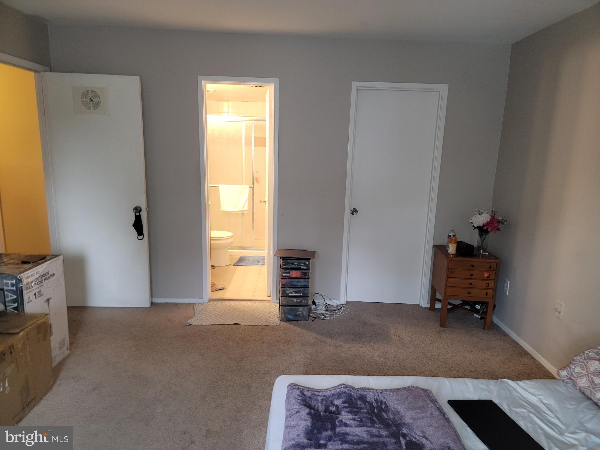 JEFFERSON MEWS - Residential Lease