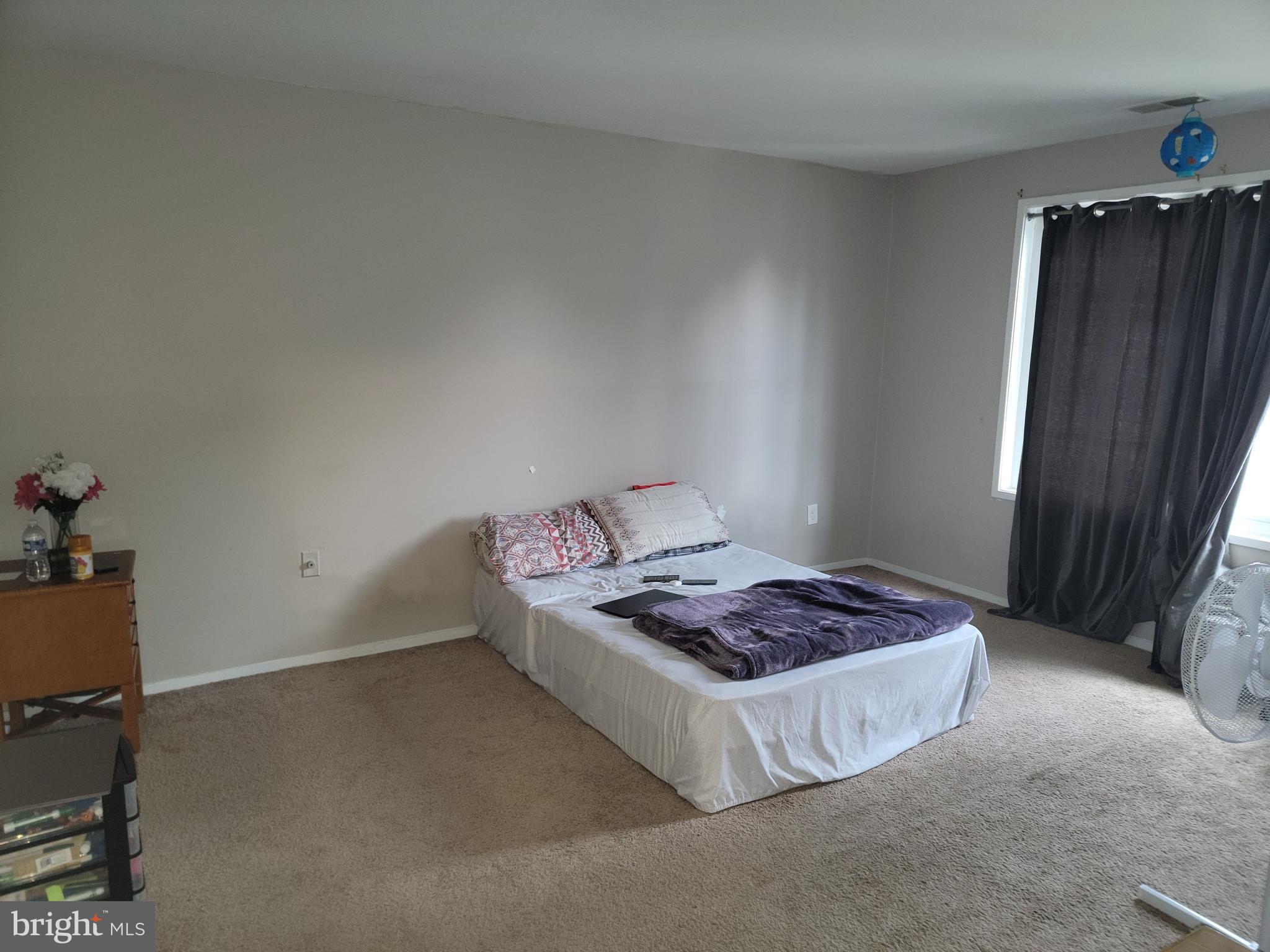 JEFFERSON MEWS - Residential Lease