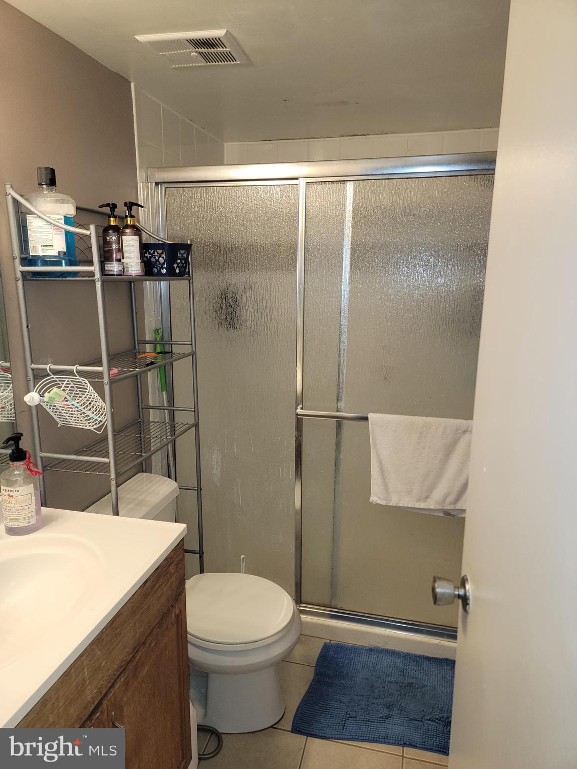 JEFFERSON MEWS - Residential Lease