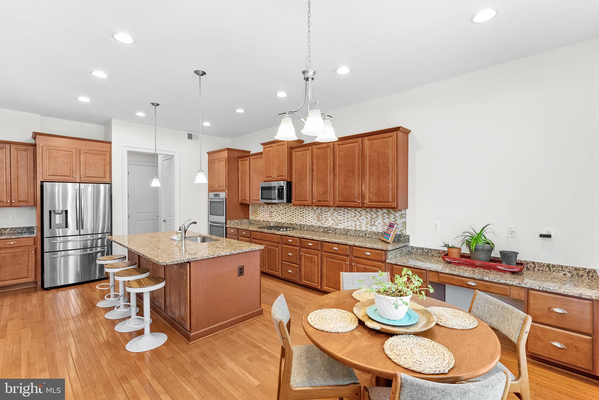 HIGHLANDS - Residential