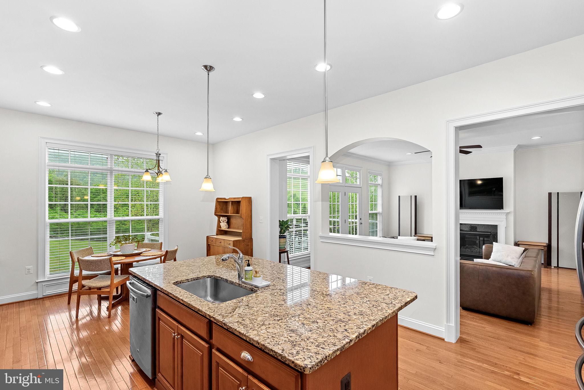 HIGHLANDS - Residential