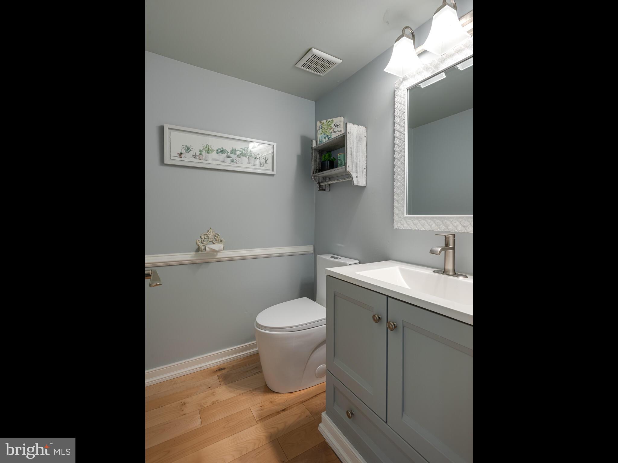 VICTORIA CROSSING - Residential