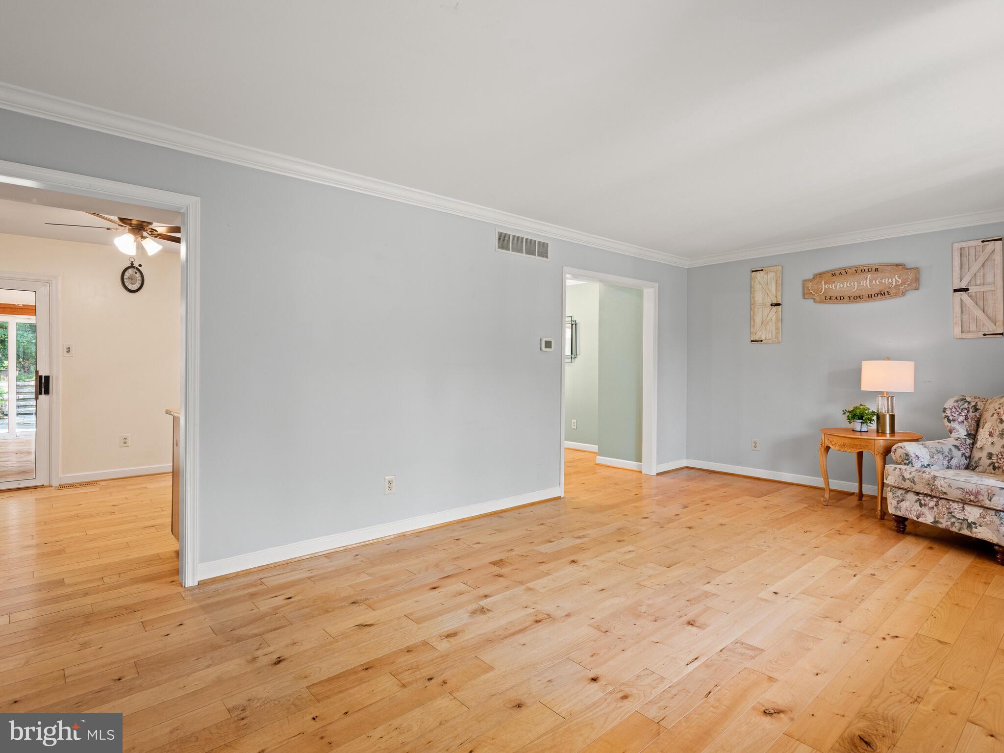 VICTORIA CROSSING - Residential