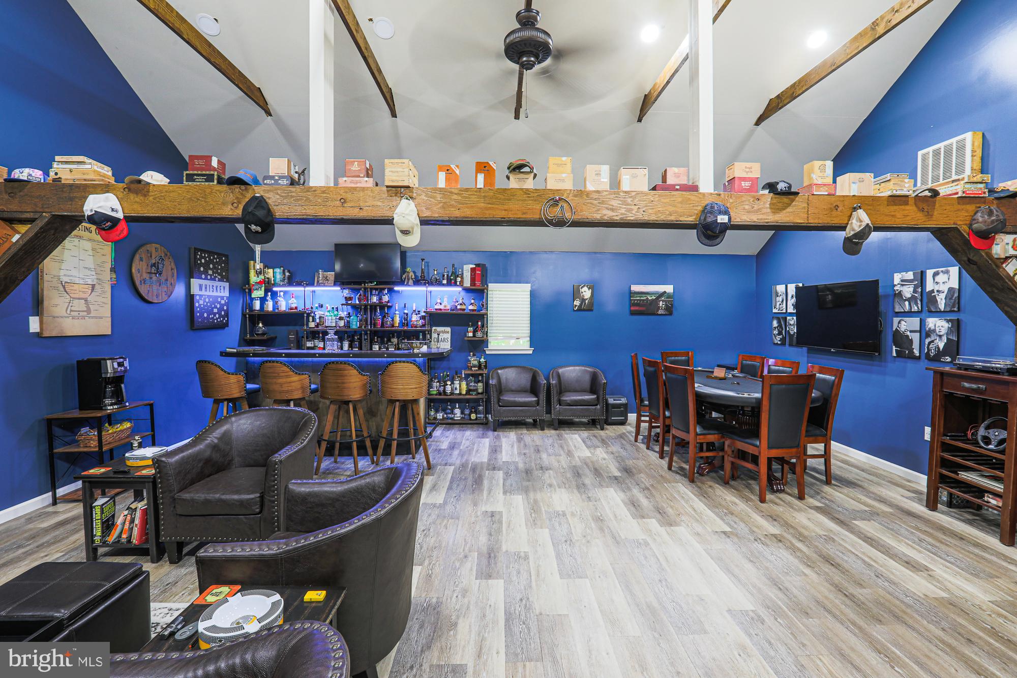 NORTH FOREST - Residential