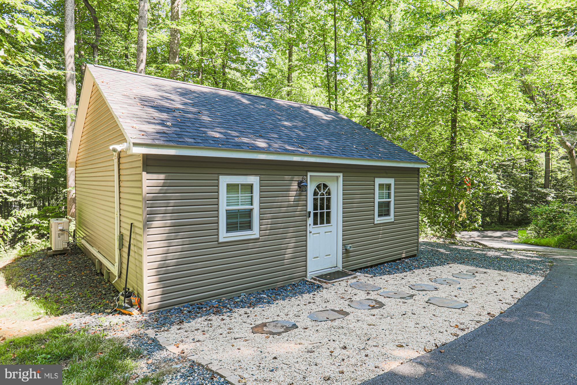 NORTH FOREST - Residential