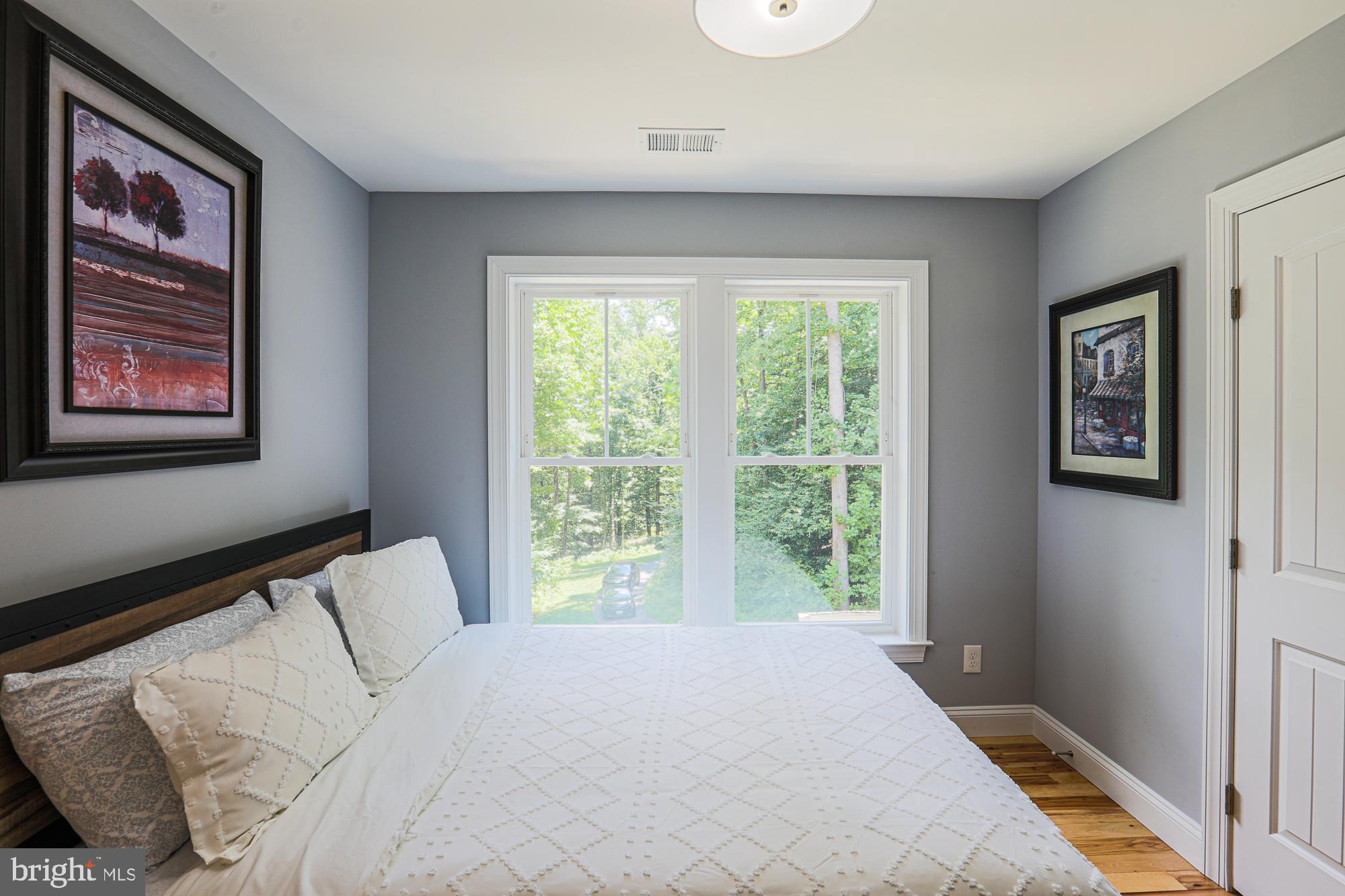 NORTH FOREST - Residential