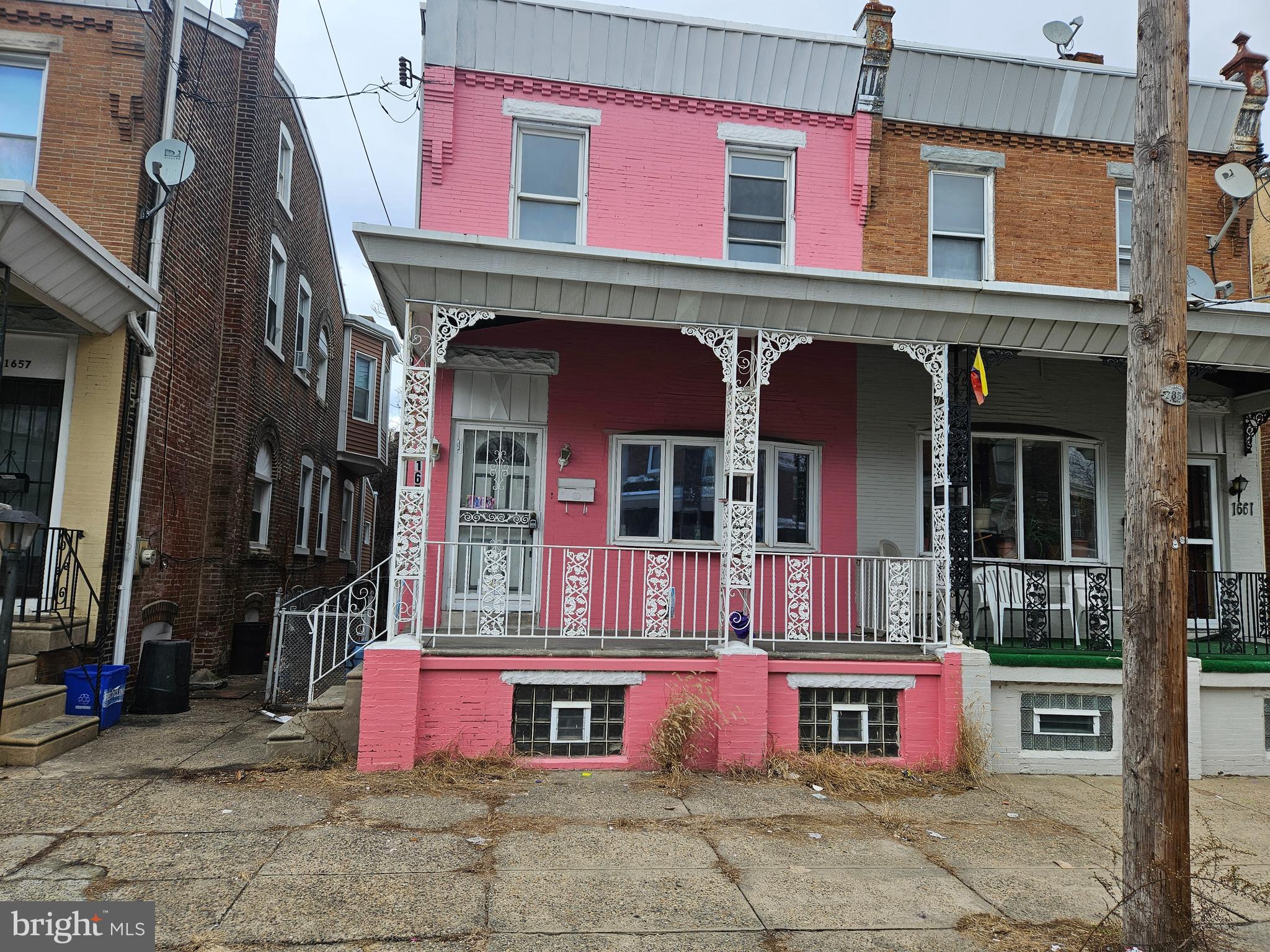 FRANKFORD - Residential Lease