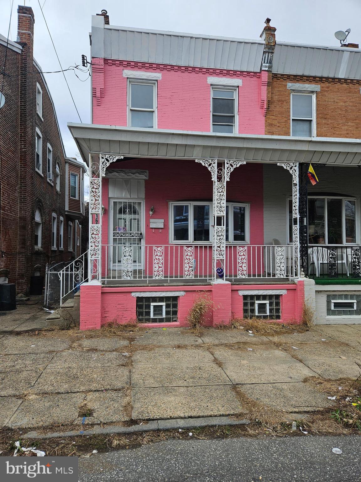 FRANKFORD - Residential Lease