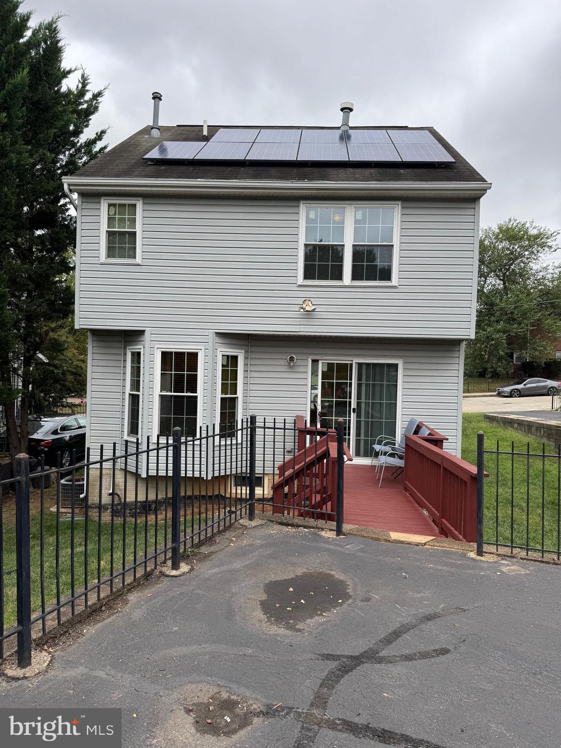 3 ANACOSTIA ROAD SE