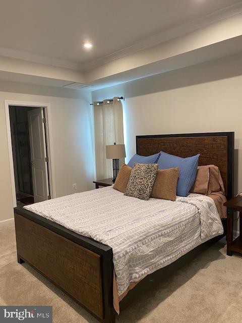 OLDHAM CROSSING - Residential Lease