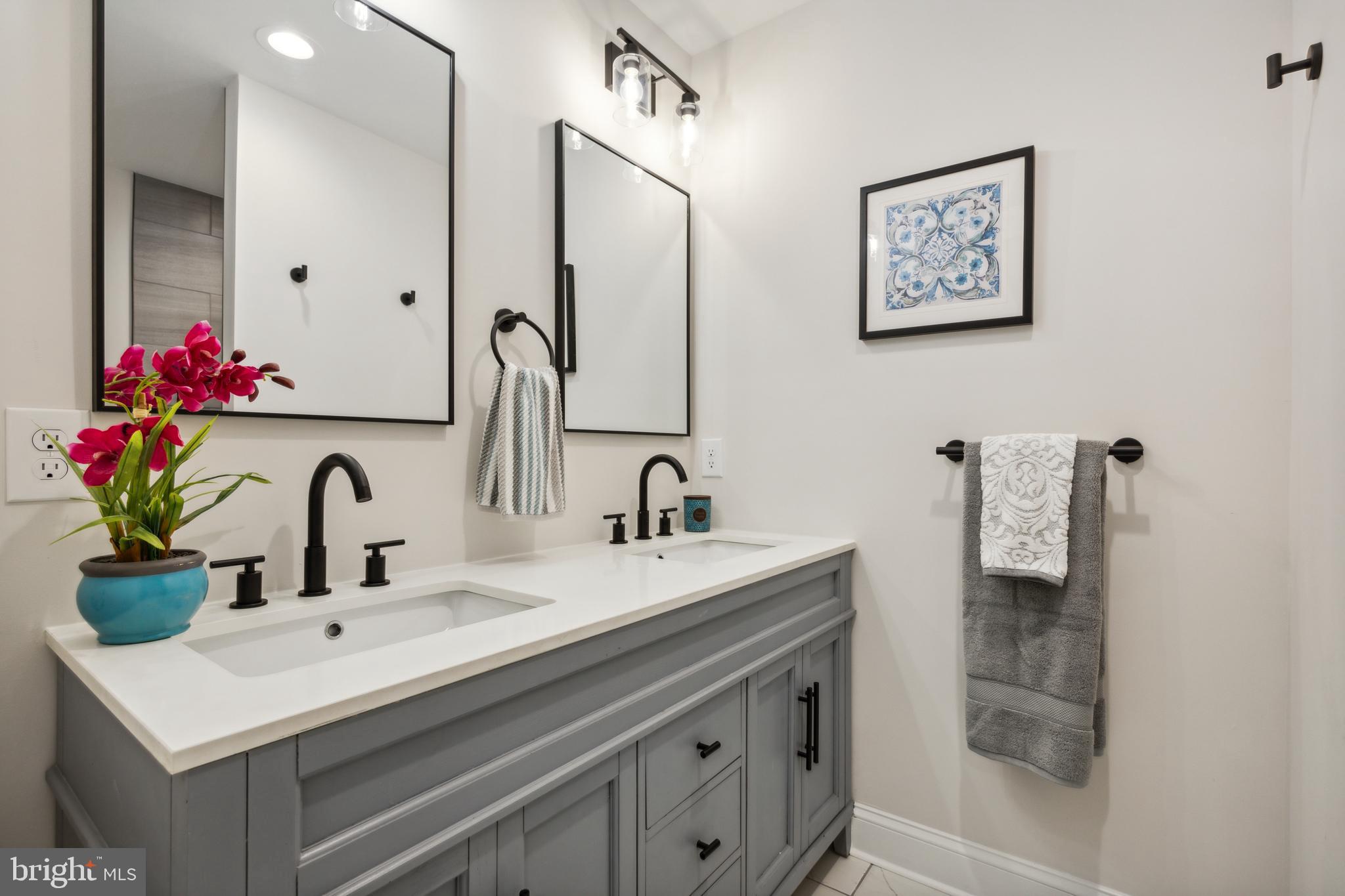 ELKINS PARK - Residential