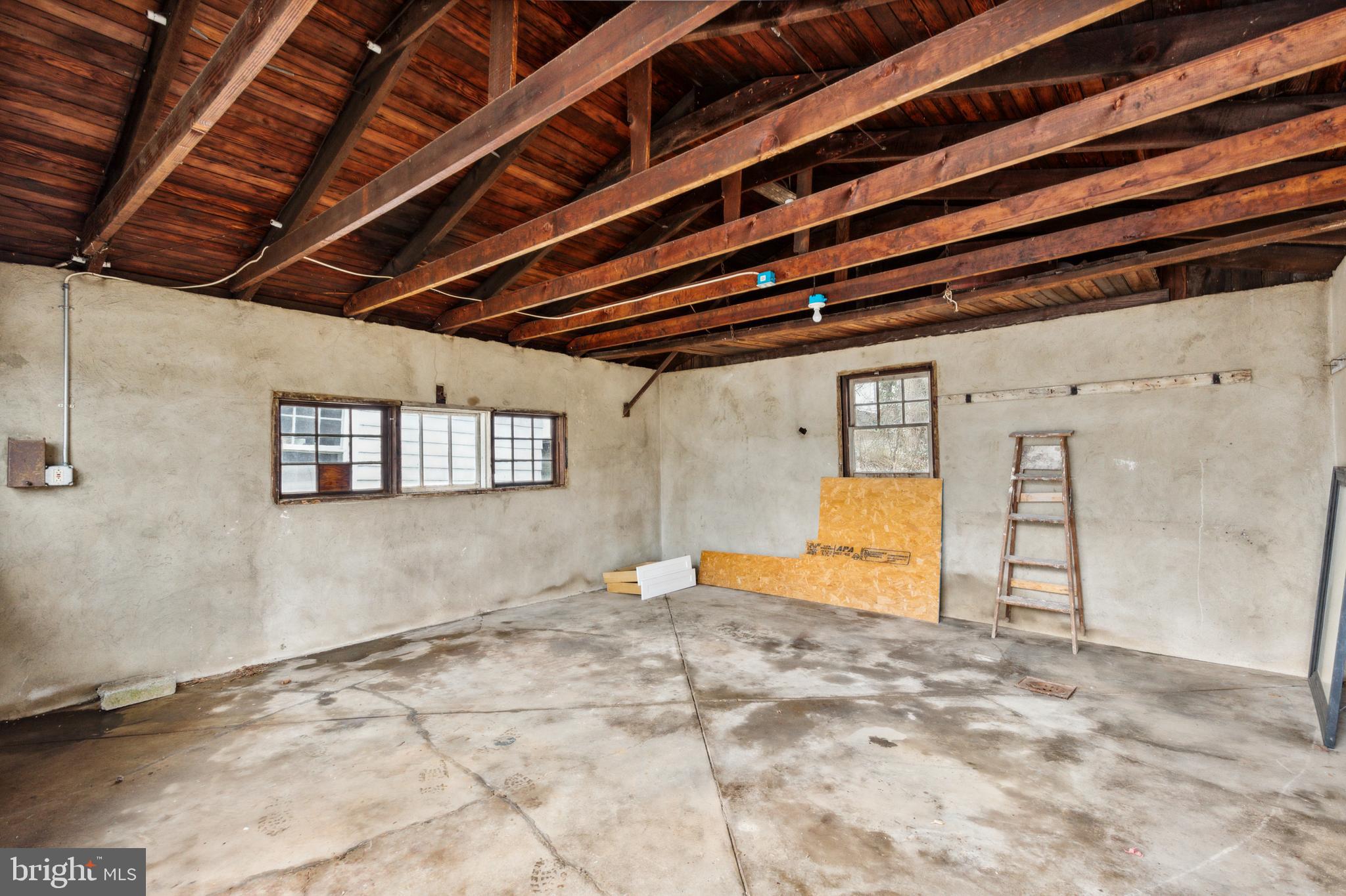 ELKINS PARK - Residential