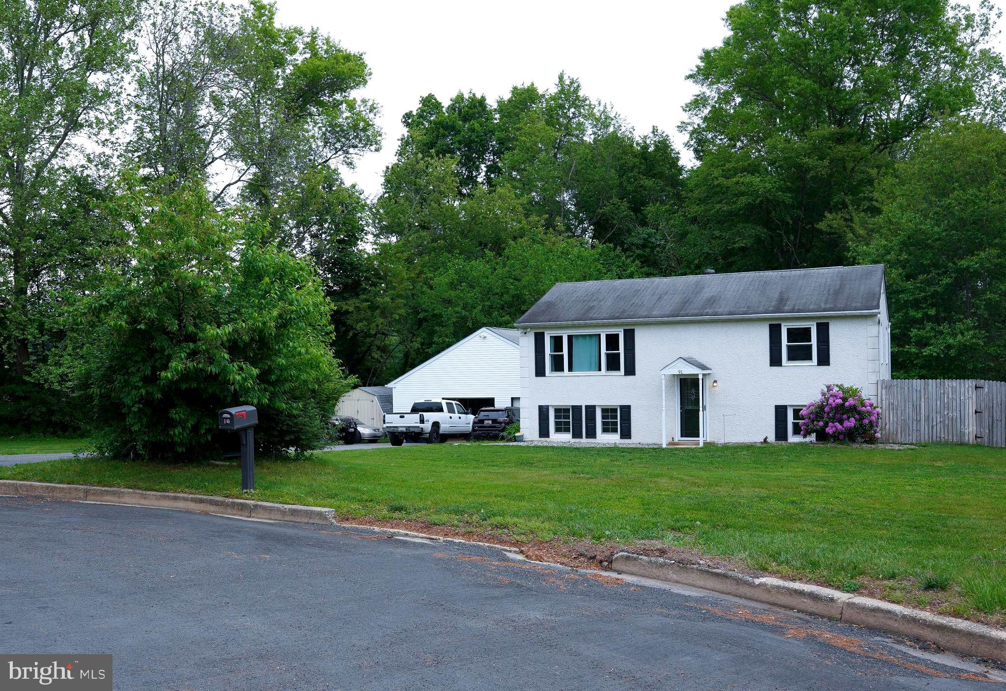 91 BARKSDALE COURT