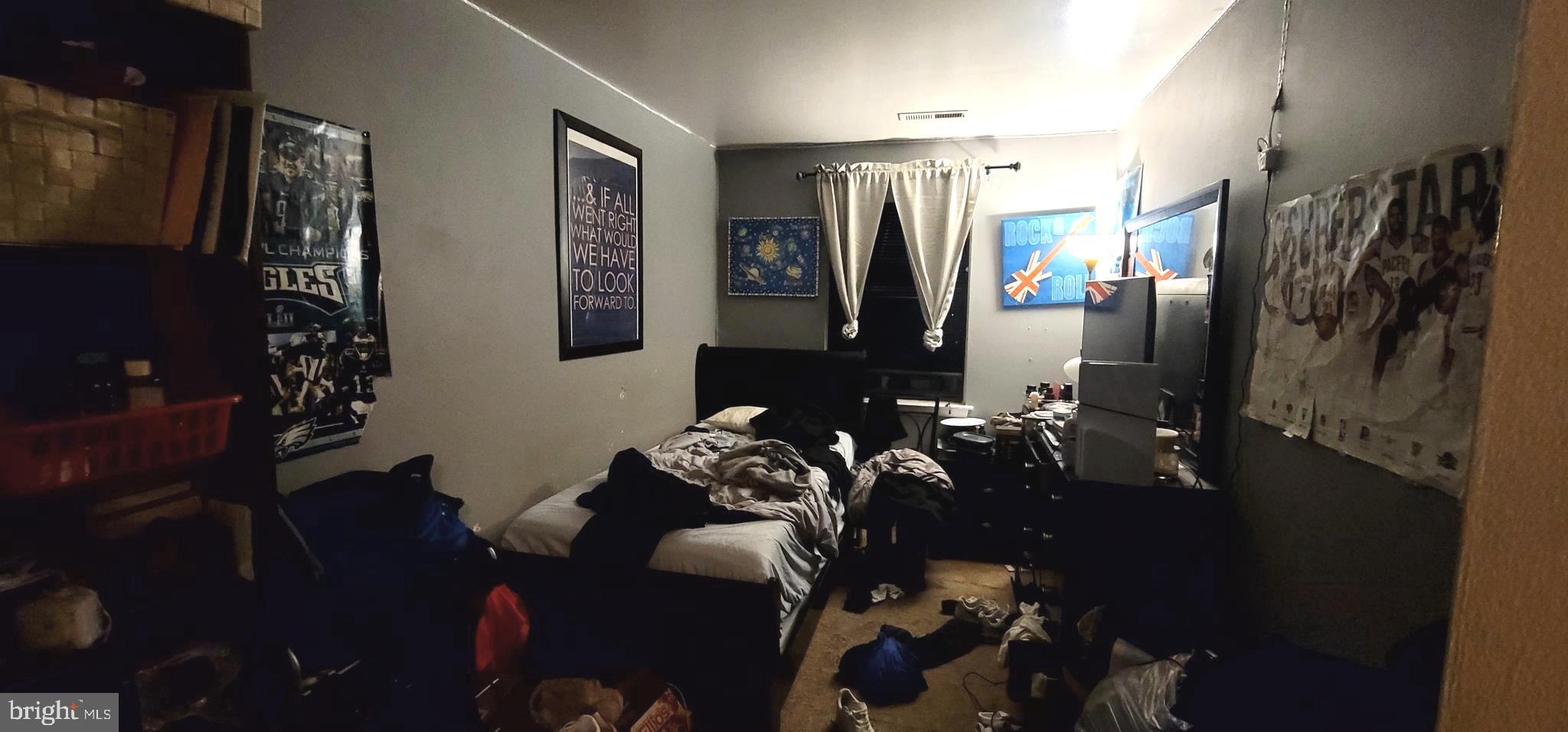 HOLMESBURG - Residential Income