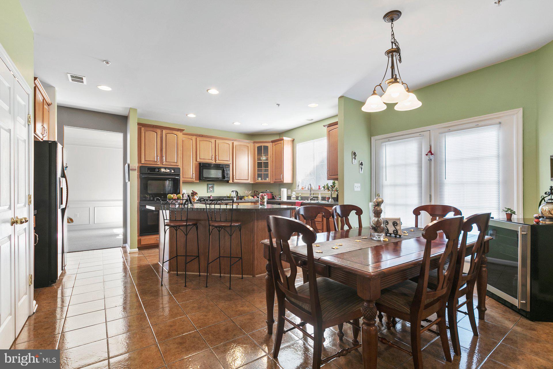 ASHLEY'S CROSSING - Residential