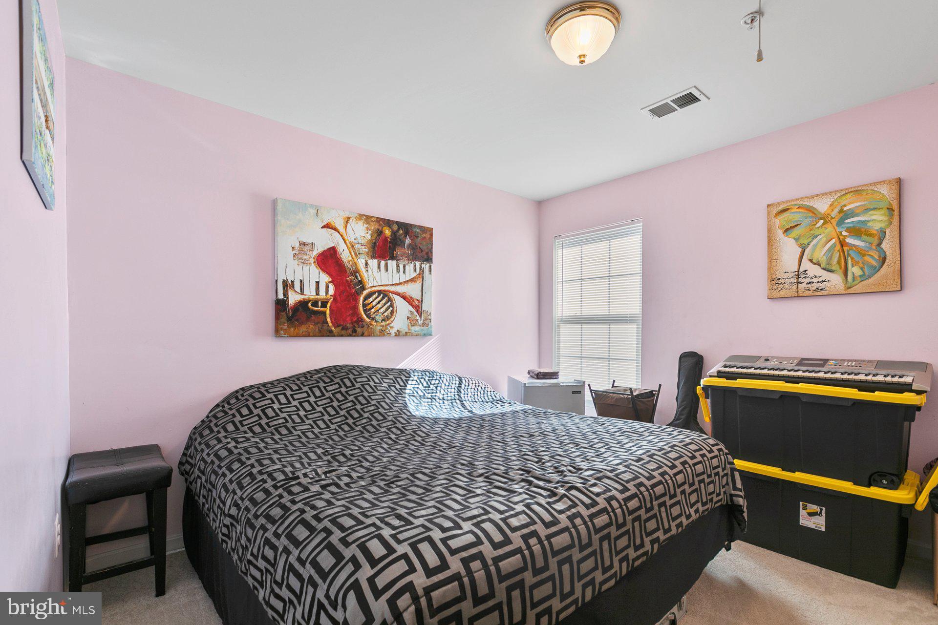 ASHLEY'S CROSSING - Residential