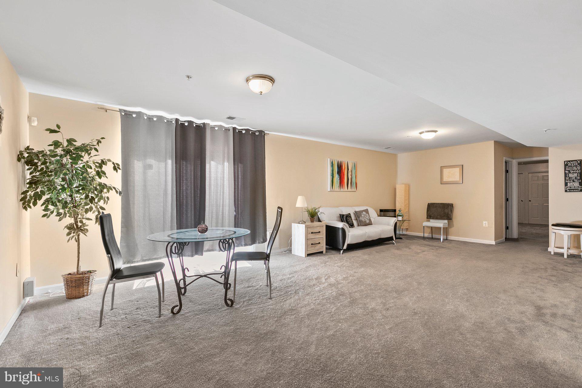 ASHLEY'S CROSSING - Residential