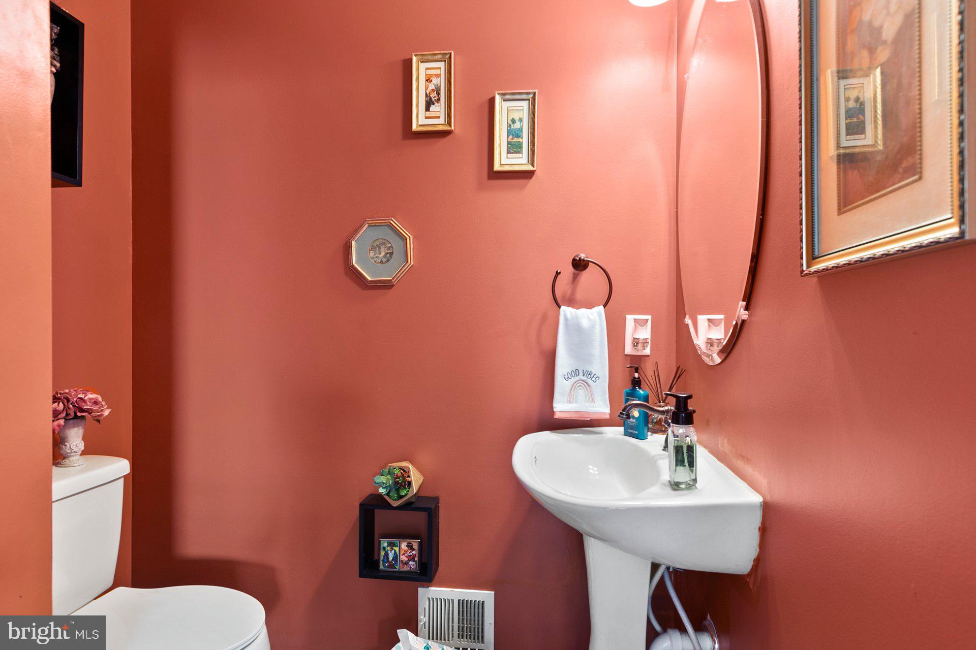 ASHLEY'S CROSSING - Residential