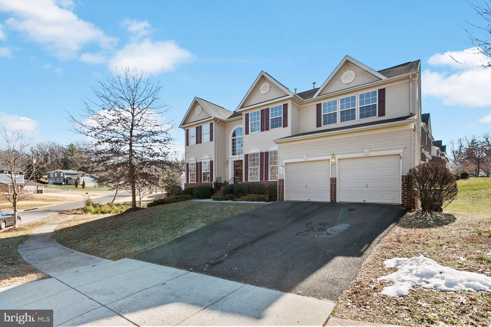 ASHLEY'S CROSSING - Residential