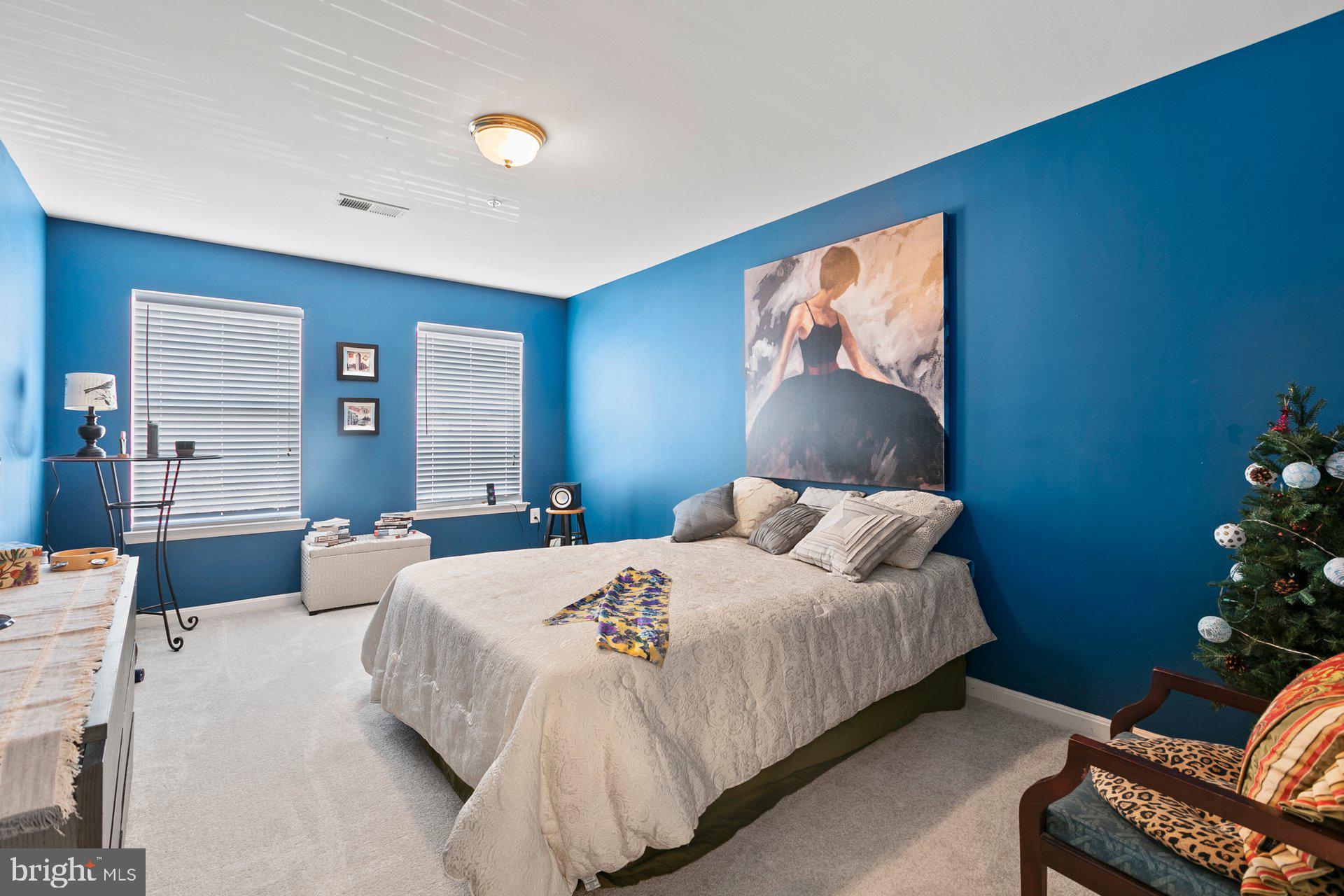 ASHLEY'S CROSSING - Residential