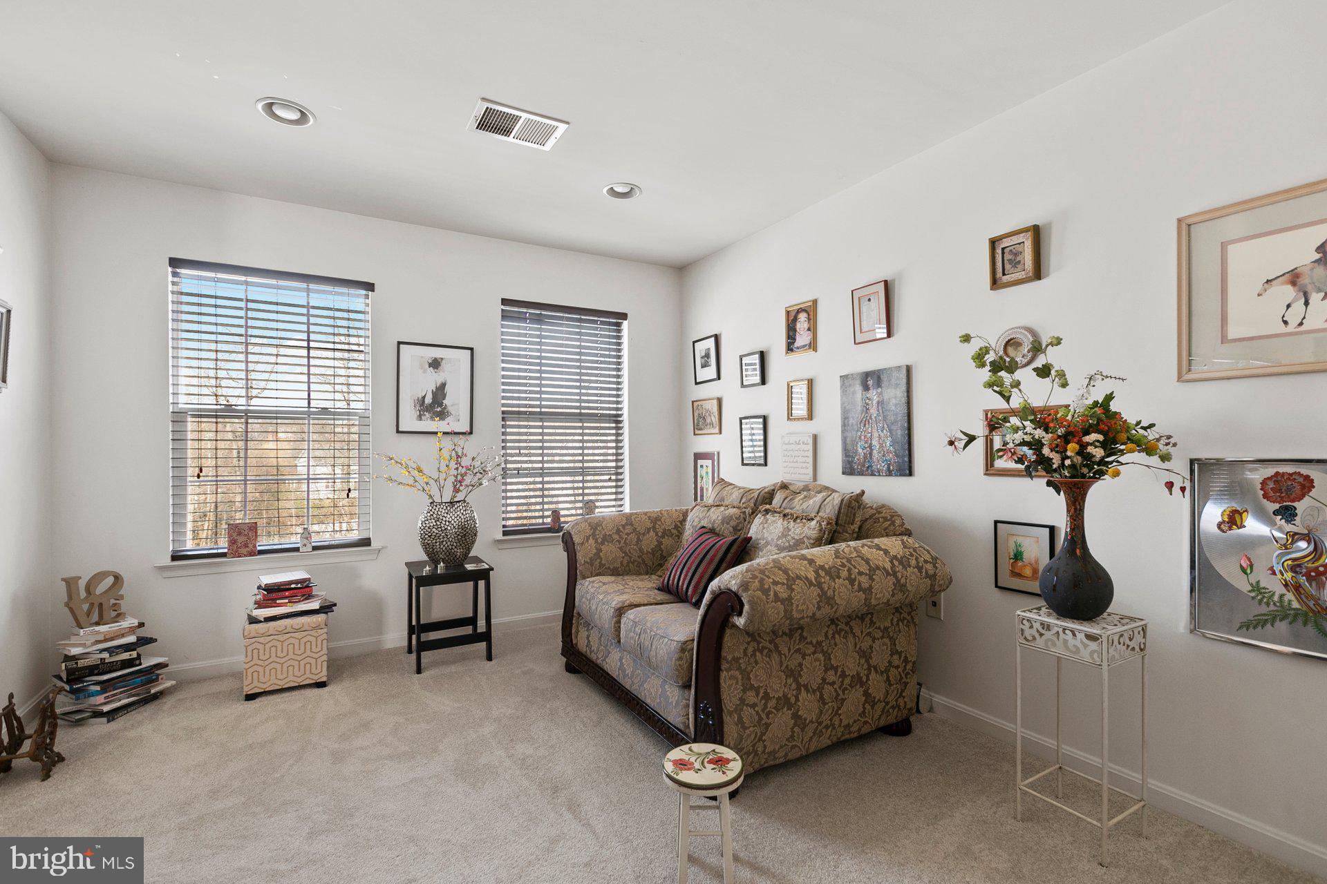 ASHLEY'S CROSSING - Residential