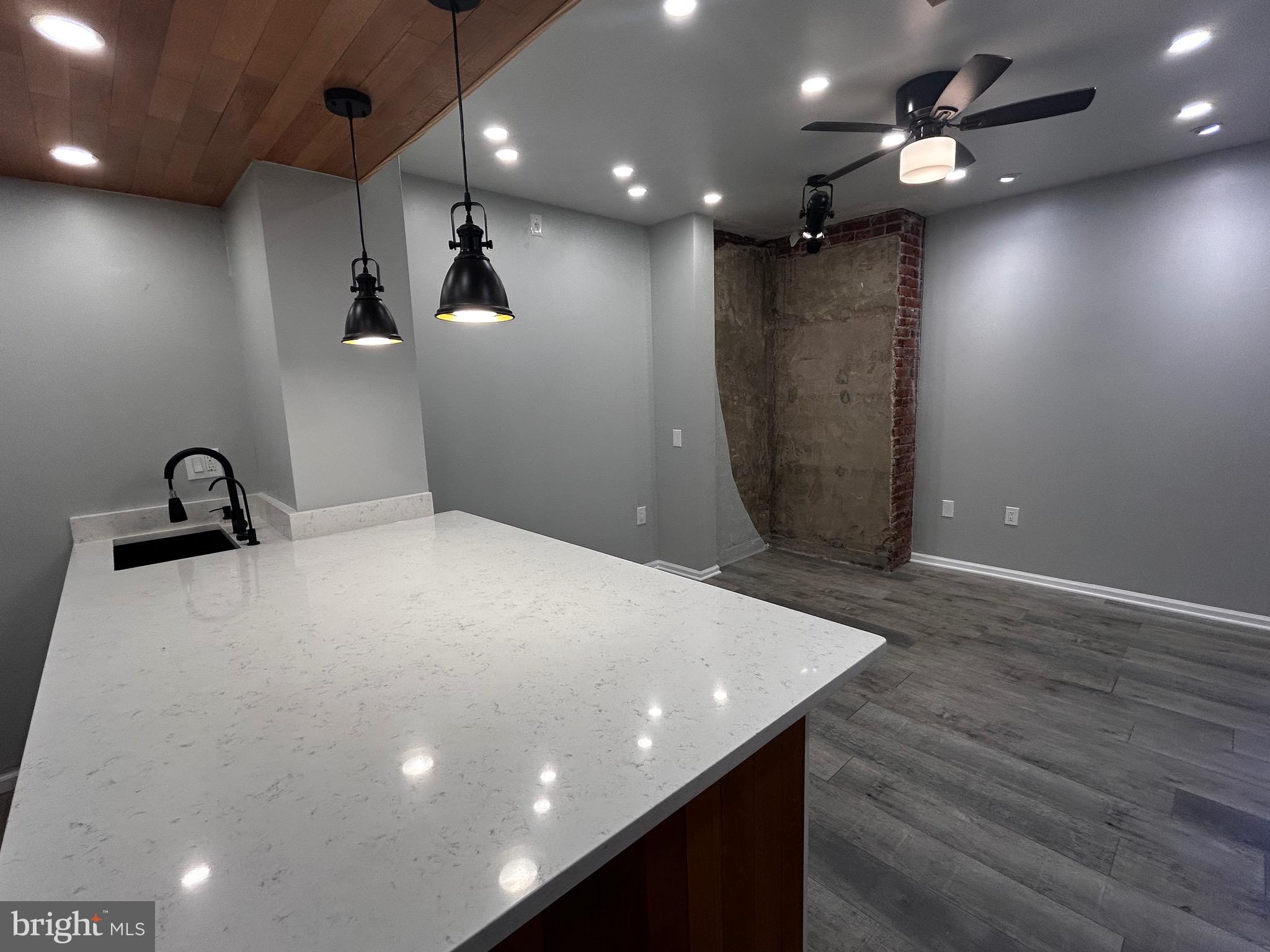 ART MUSEUM AREA - Residential