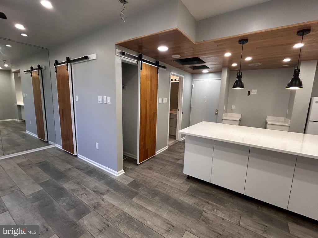 Photo of 1601 - 00 Spring Garden Street #502, PHILADELPHIA, PA 19130 (MLS # PAPH2562442)