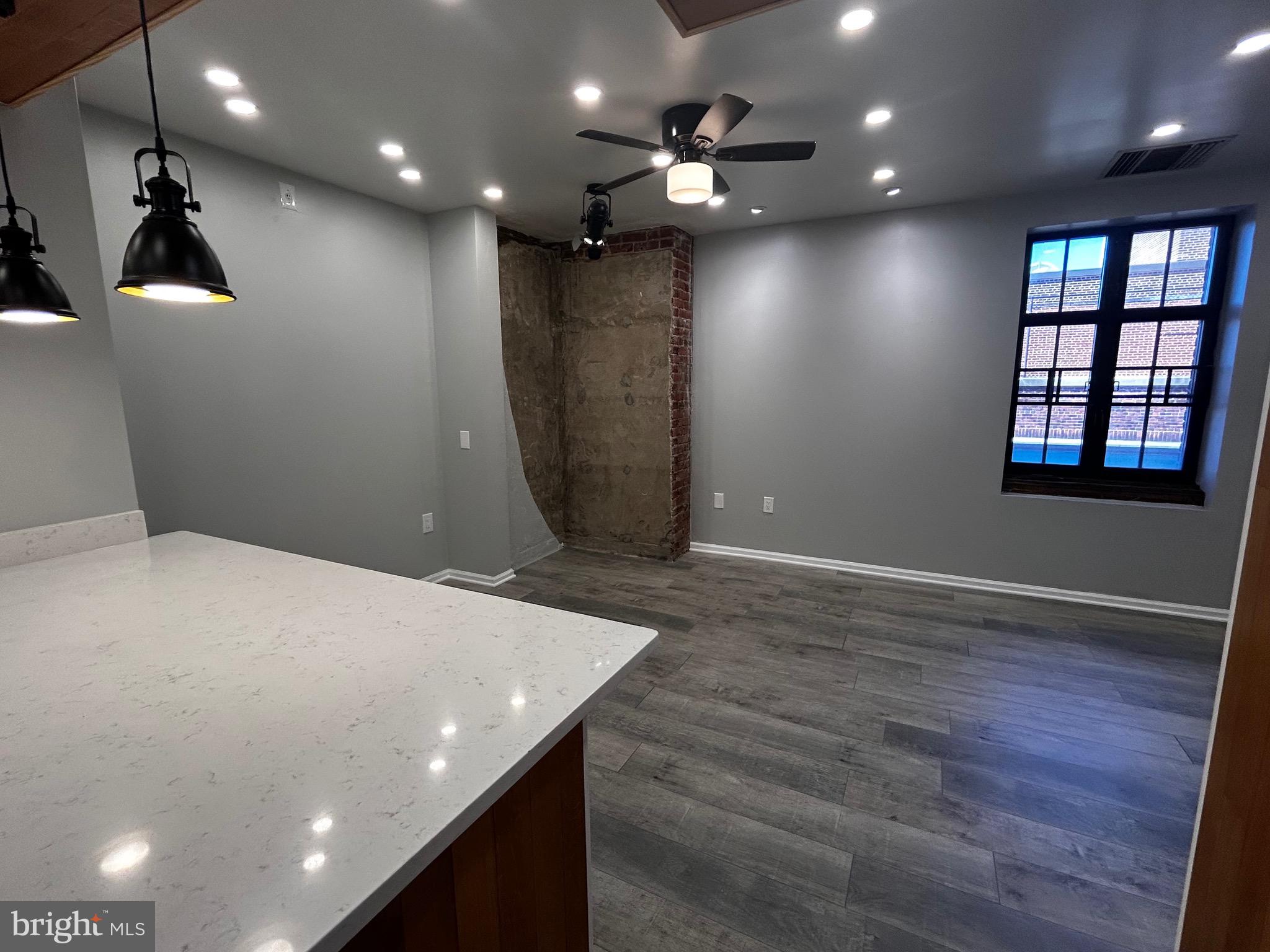 ART MUSEUM AREA - Residential