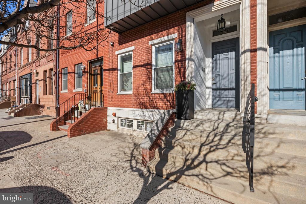 Photo of 1627 Fairmount Avenue #B, PHILADELPHIA, PA 19130 (MLS # PAPH2573328)
