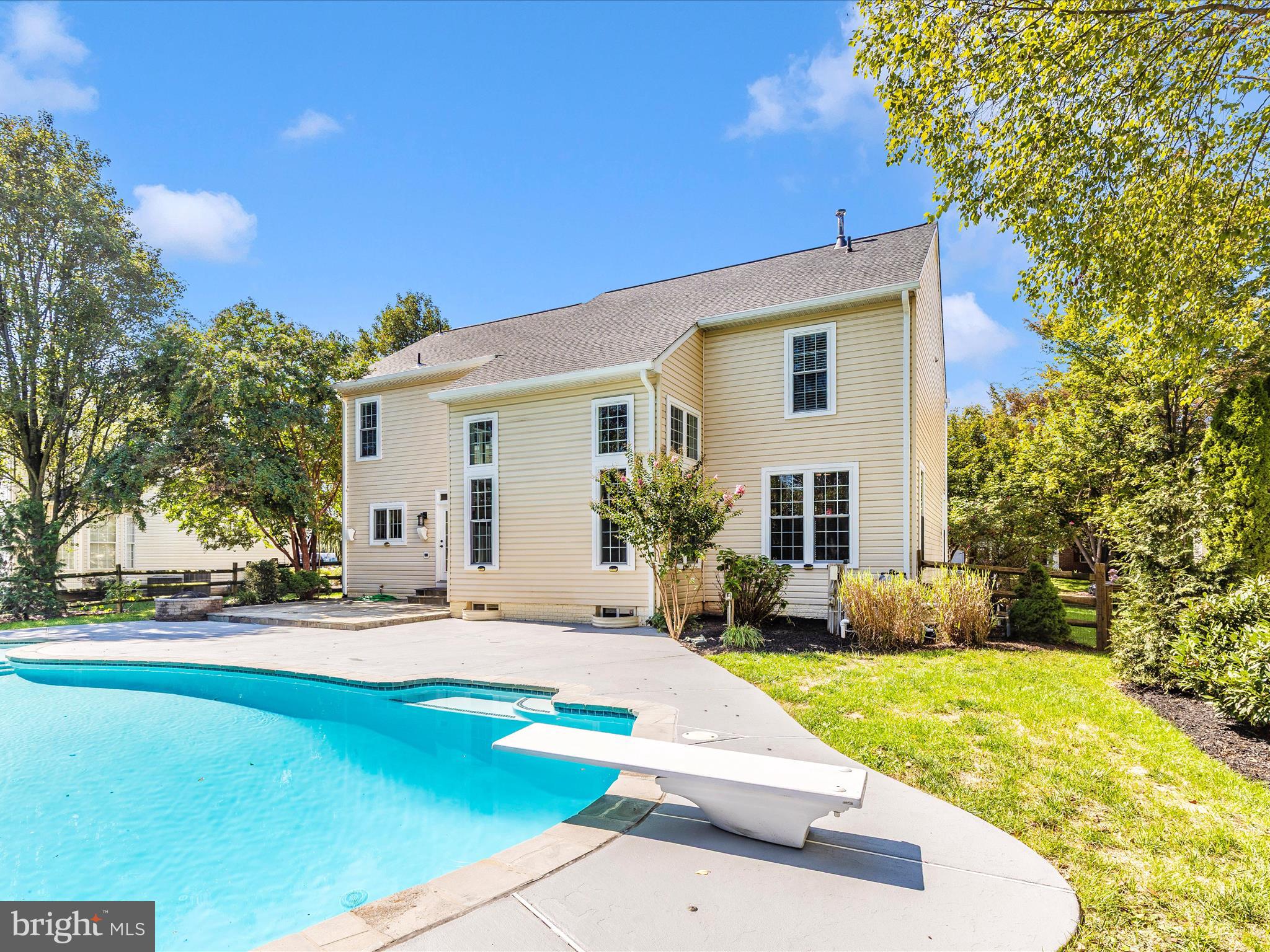 DEARBOUGHT - Residential