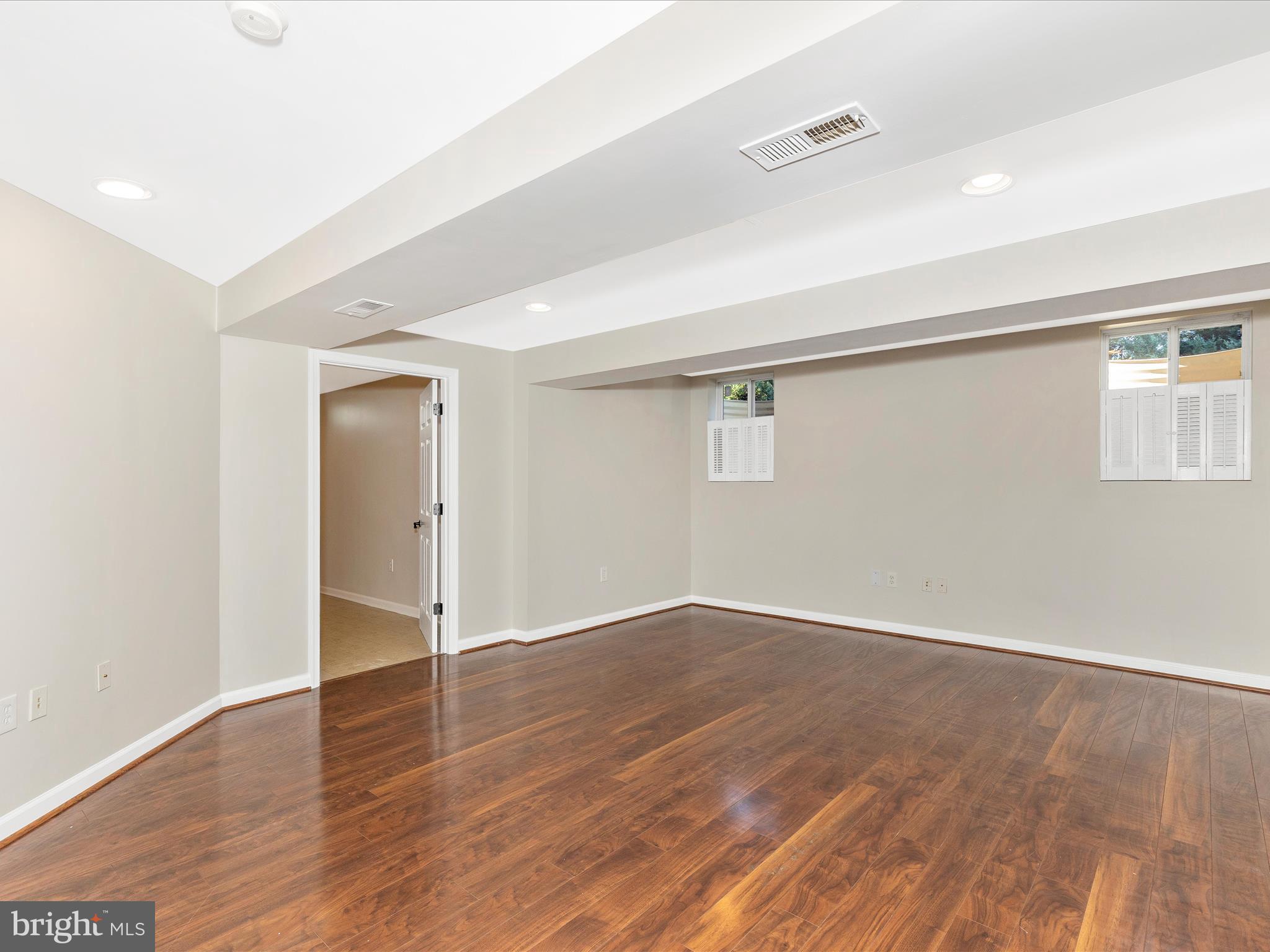 DEARBOUGHT - Residential