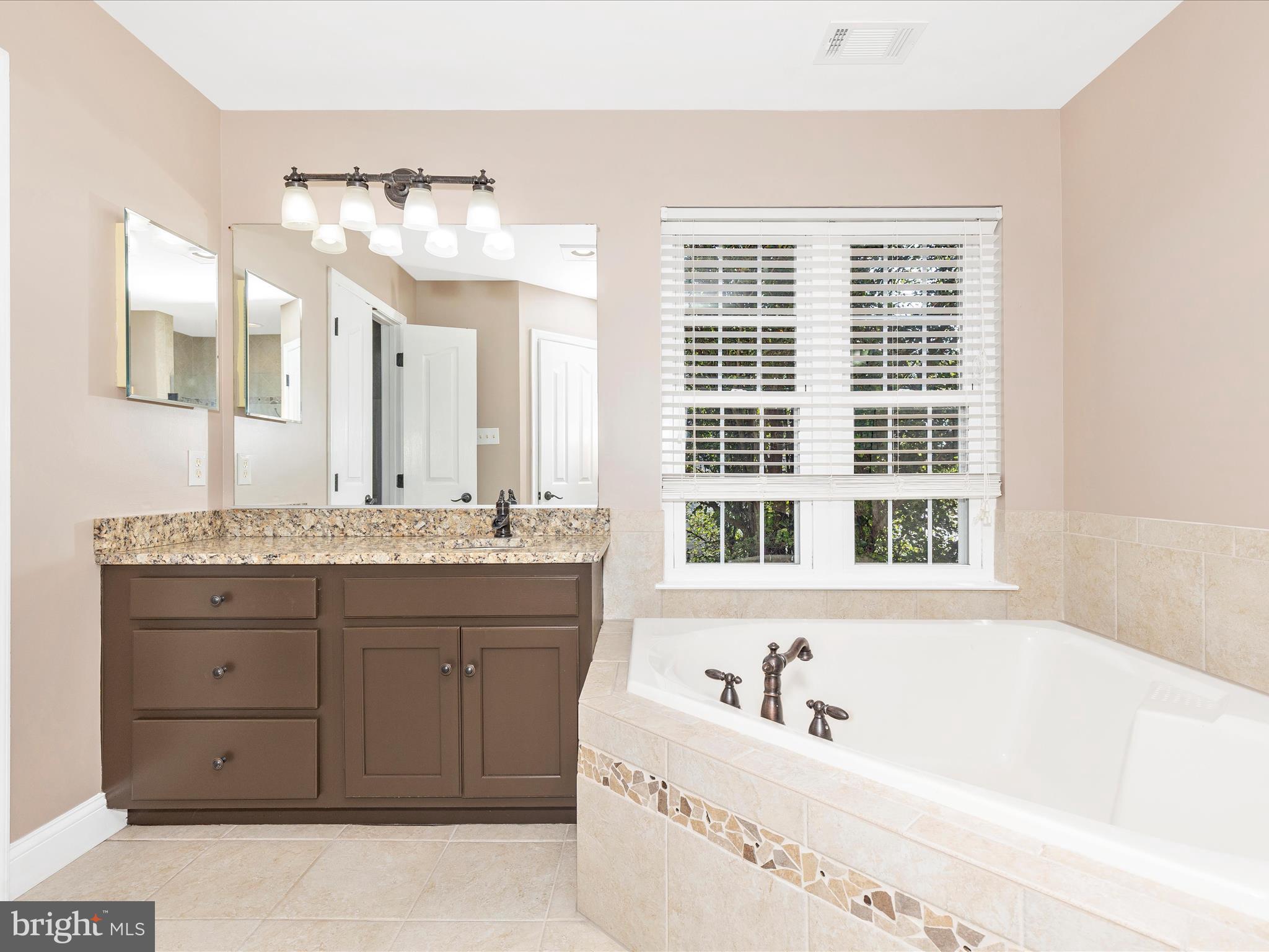 DEARBOUGHT - Residential