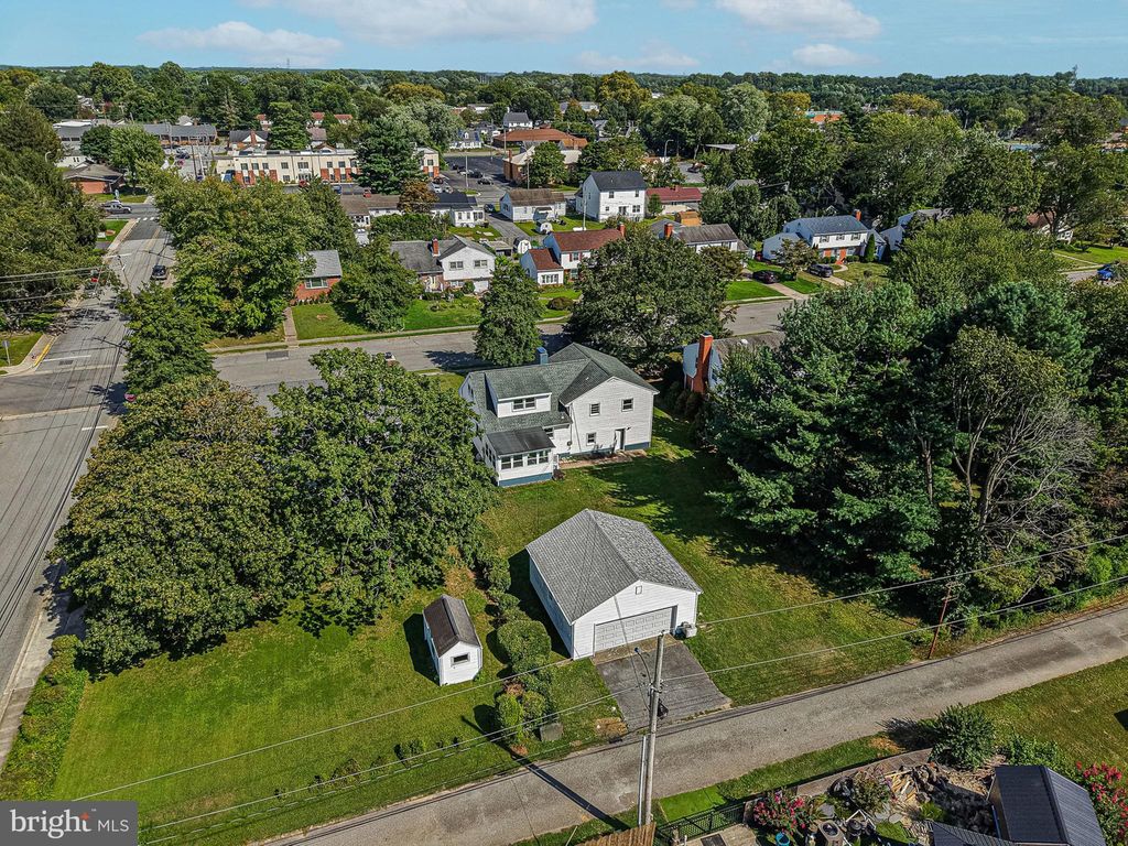 Photo of 910 Monroe Terrace, DOVER, DE 19904 (MLS # DEKT2040500)