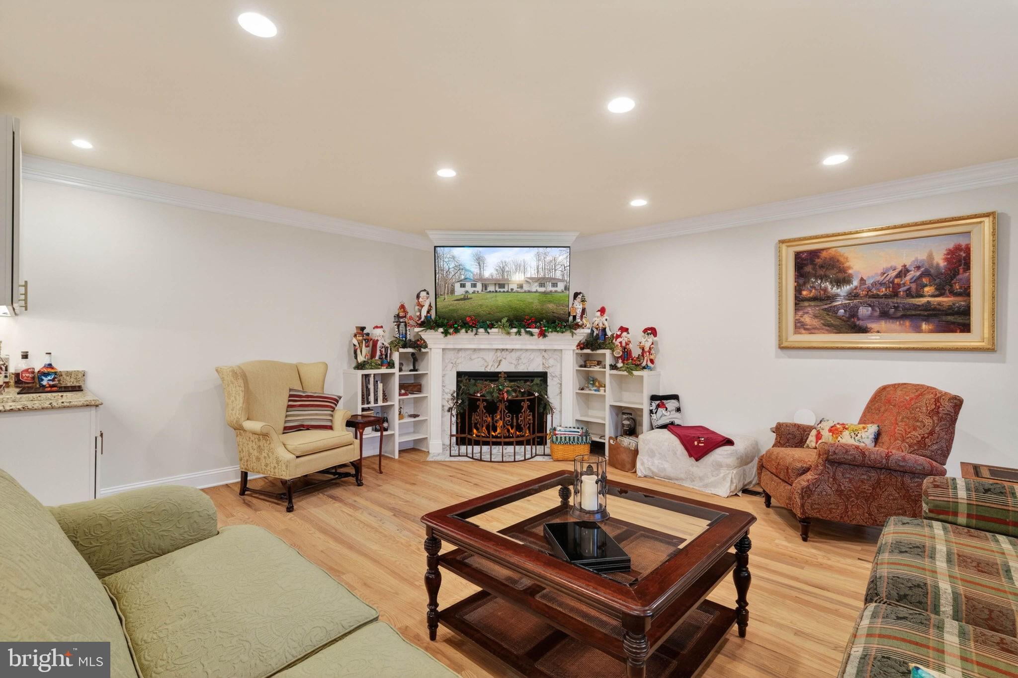 RAINTREE - Residential