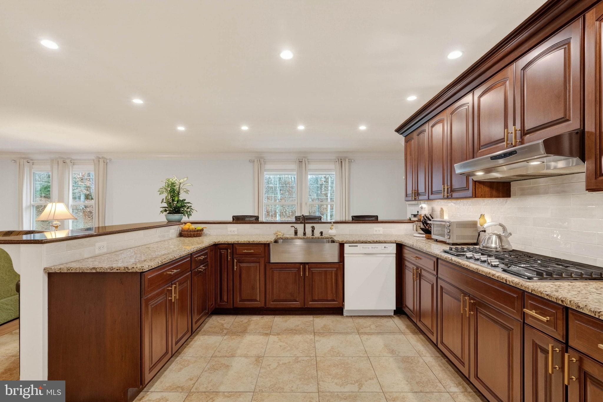 RAINTREE - Residential