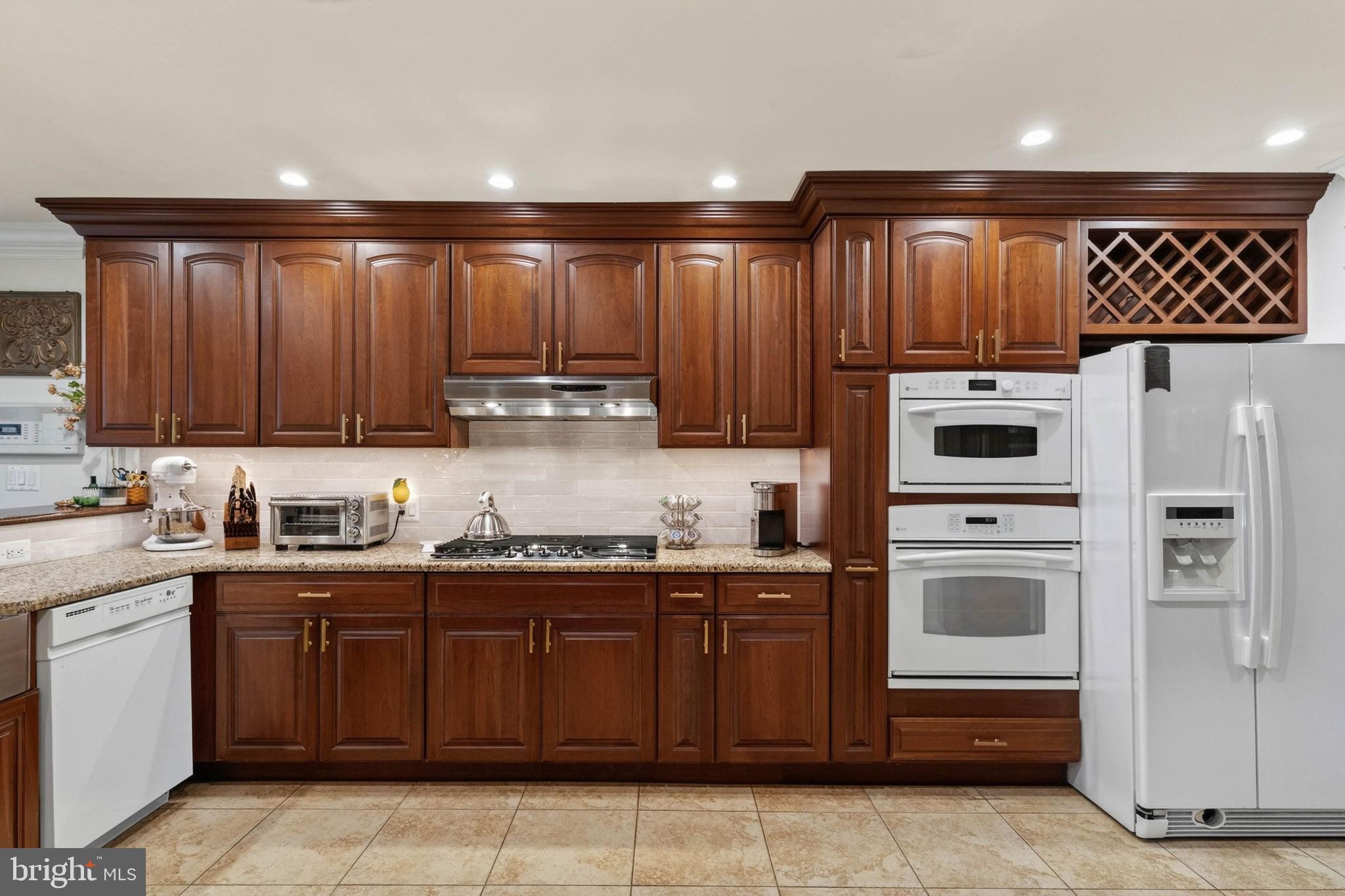 RAINTREE - Residential