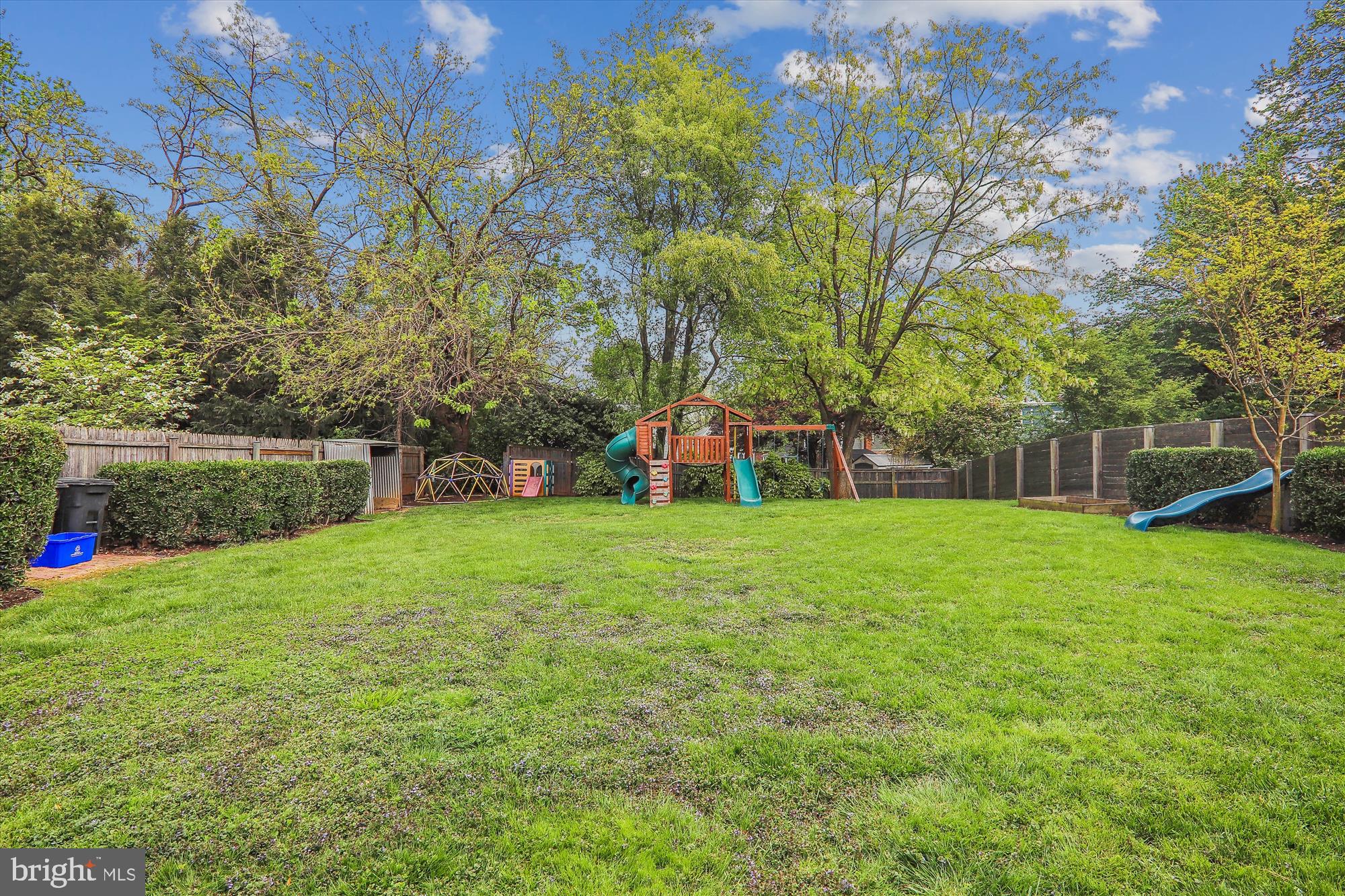 FOREST ESTATES - Residential