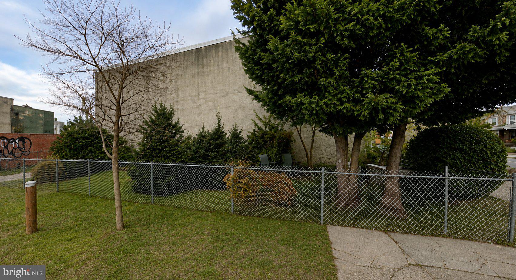 614 W ALLEGHENY AVENUE