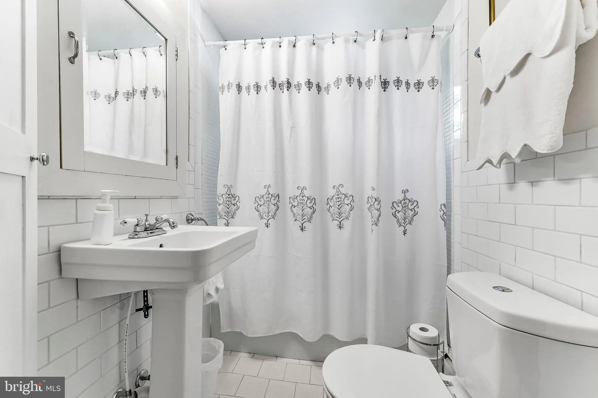 Kirkwood, Pennsylvania 17536, United States, 3 Bedrooms Bedrooms, ,2 BathroomsBathrooms,Residential,Contingent,148477