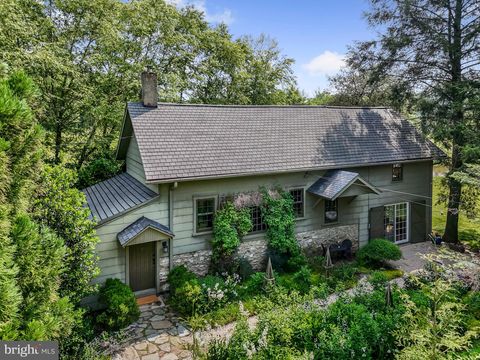 Photo of 901 King Pen Road, KIRKWOOD, PA 17536 (MLS # PALA2070756)