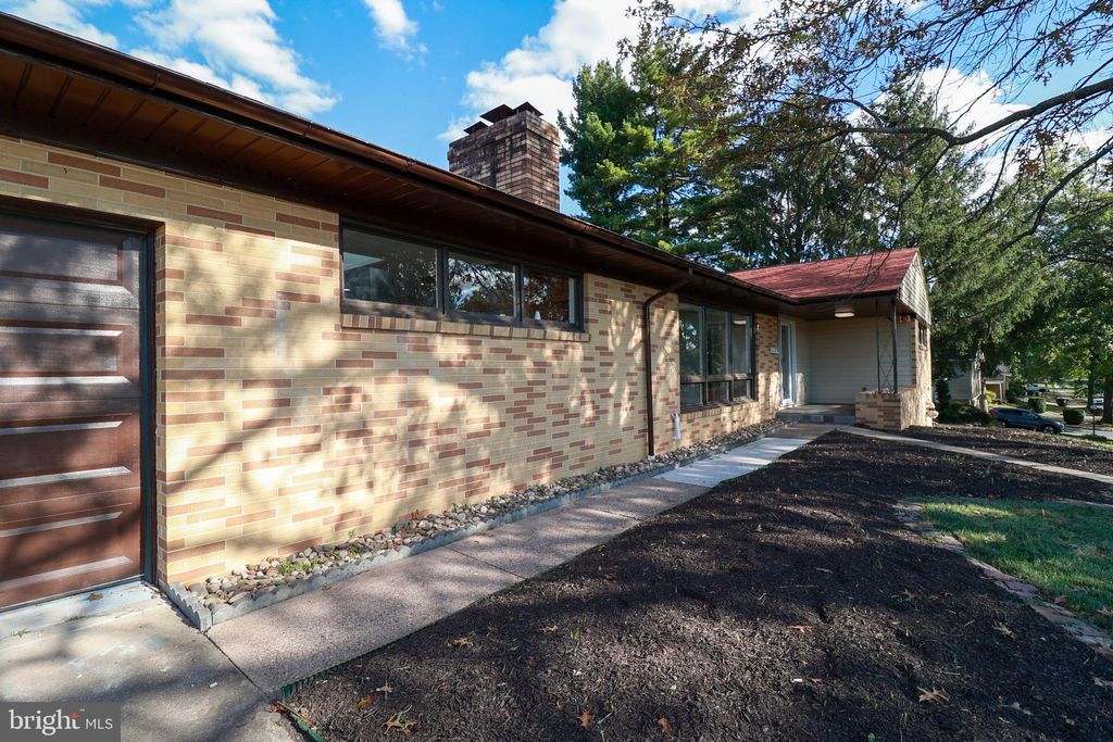 Photo of 532 Altavista Avenue, HARRISBURG, PA 17109 (MLS # PADA2050000)