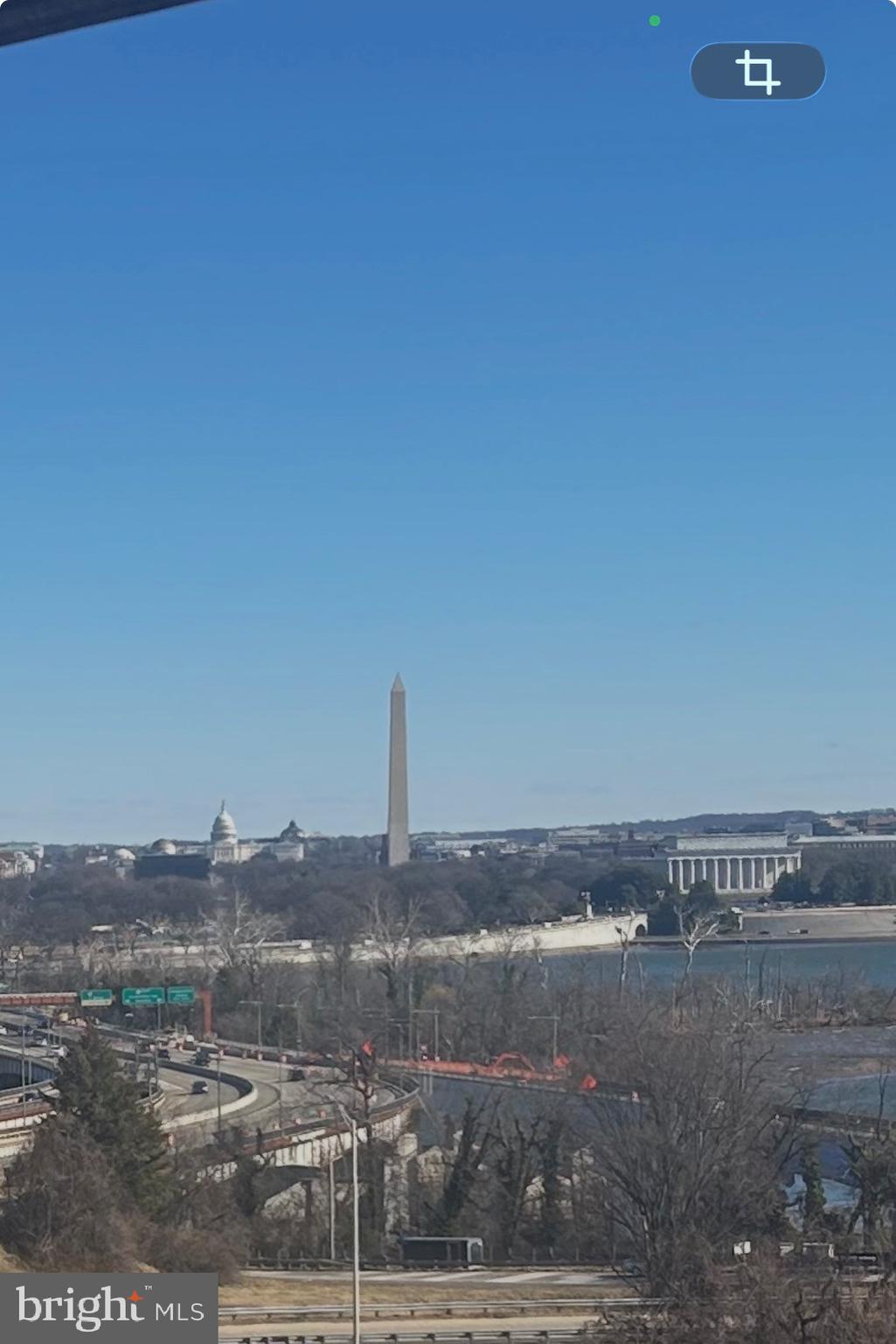 RIVER PLACE - Residential