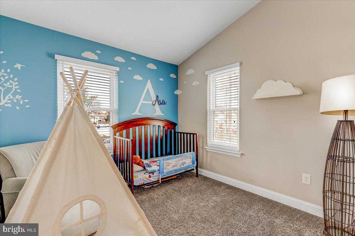 LANCASTER - Residential Lease