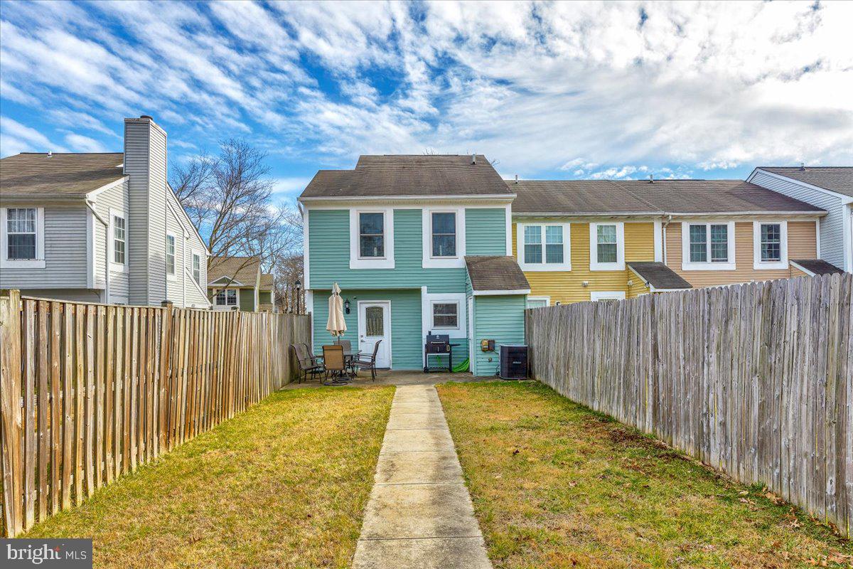 LANCASTER - Residential Lease