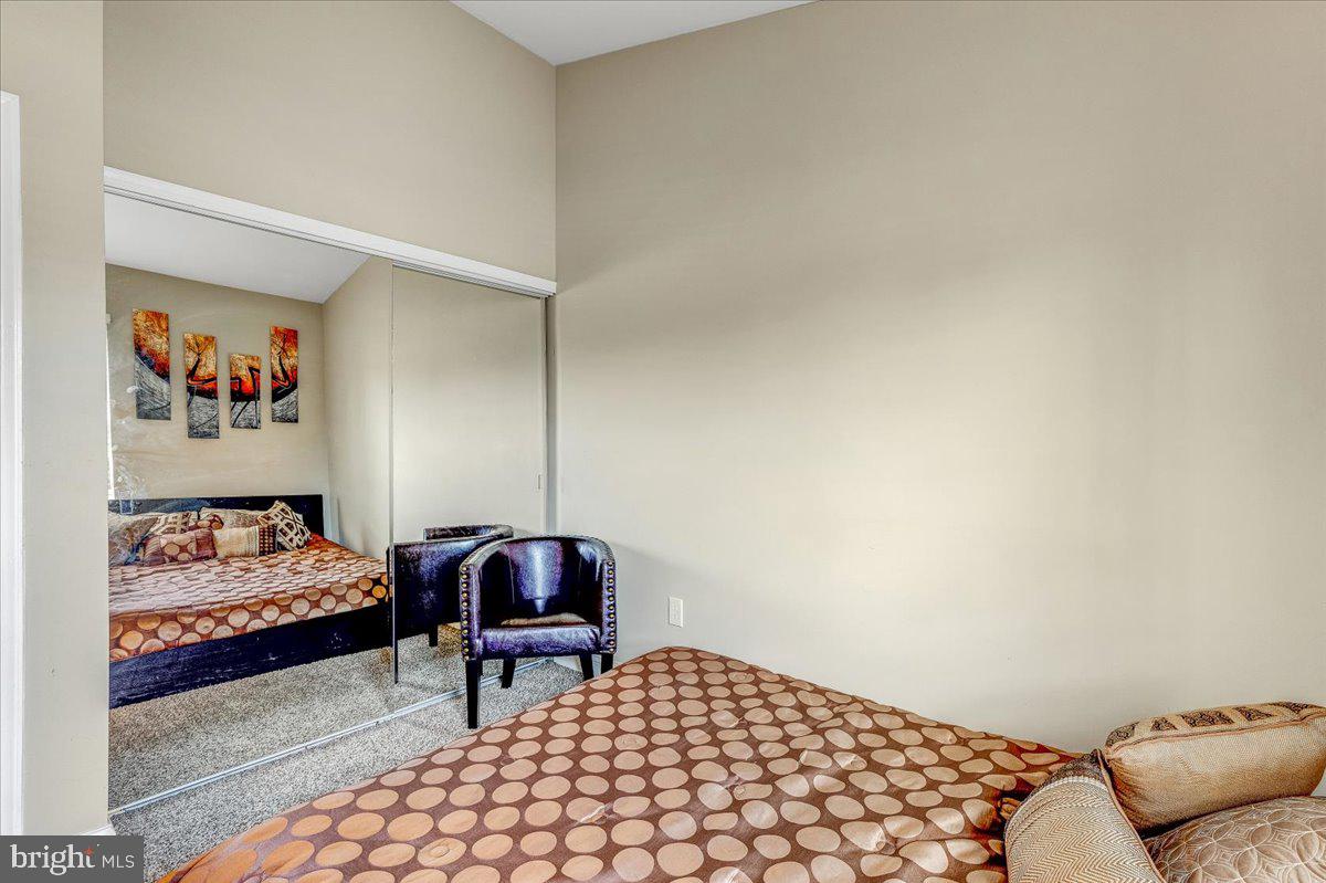 LANCASTER - Residential Lease