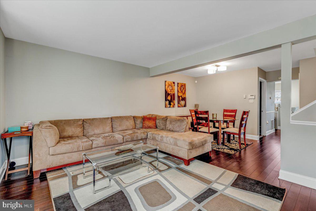 LANCASTER - Residential Lease